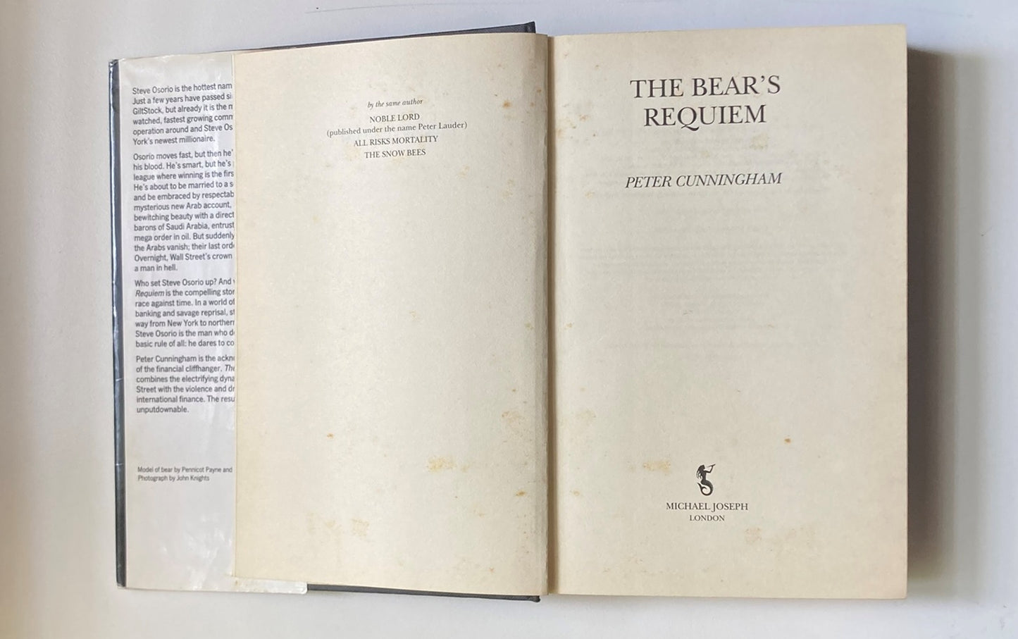 The bear's requiem - Peter Cunningham