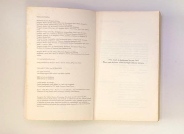 Spud - Exit, pursued by a bear - John van de Ruit (First edition)