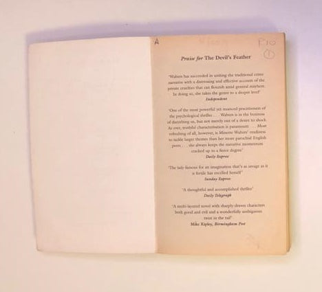 The devil's feather - Minette Walters