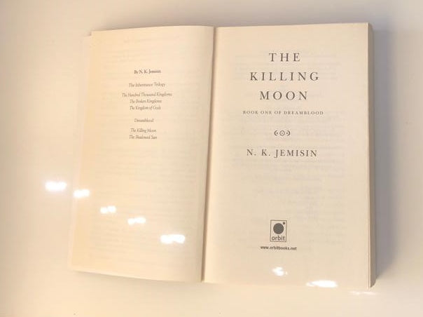 The killing moon - N.K. Jemisin (Book #1 of the Dreamblood)