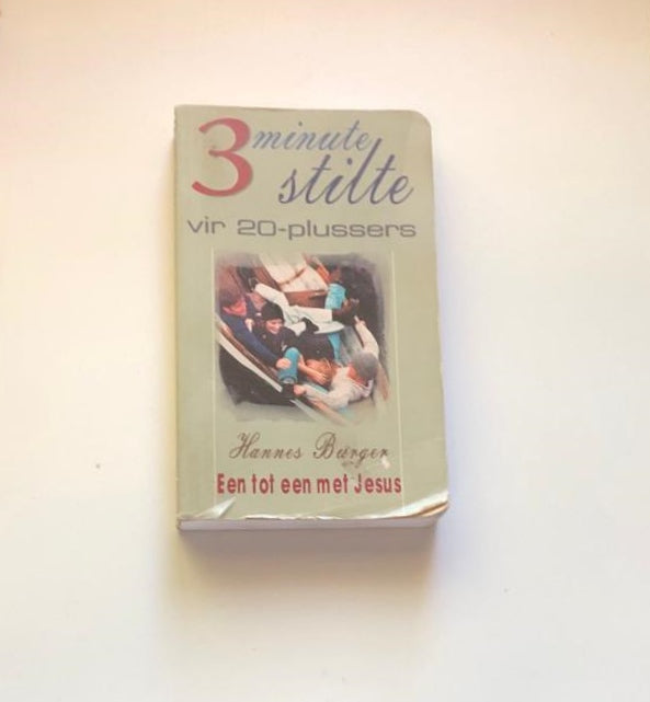 3 minute stilte vir 20-plussers - Hannes Burger