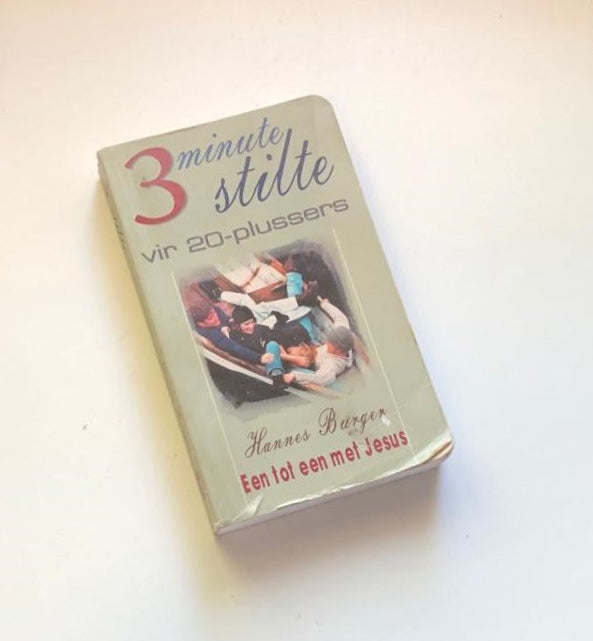 3 minute stilte vir 20-plussers - Hannes Burger