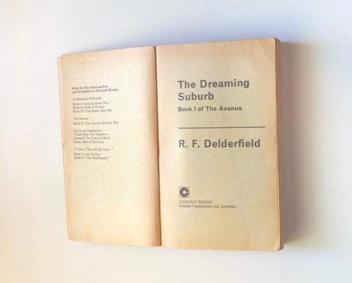 The dreaming suburb - R.F. Delderfield (Book 1: 1919 - 1940)