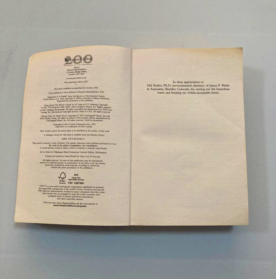 Sahara - Clive Cussler (Dirk Pitt series #11)