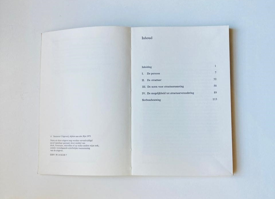 Persoon en structuur - Dr. R.C. Kwant