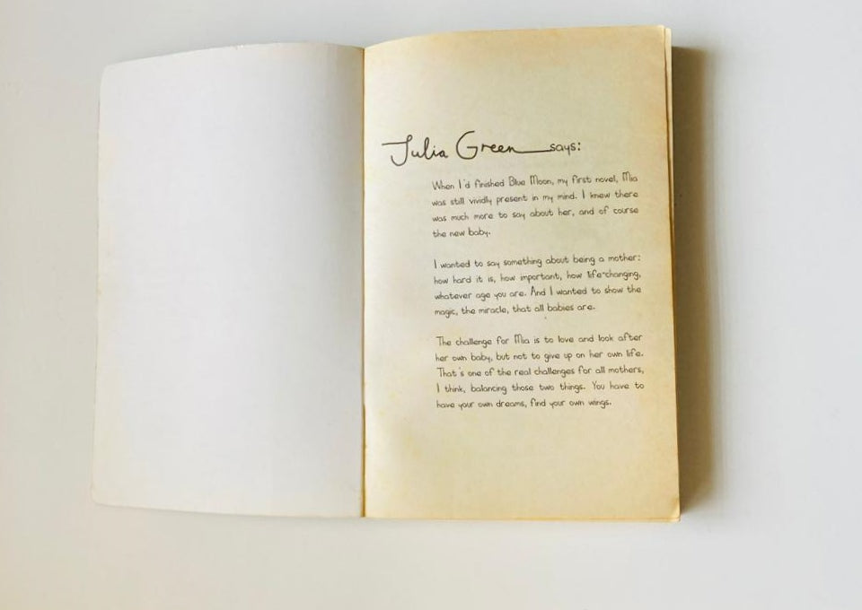 Baby blue - Julia Green