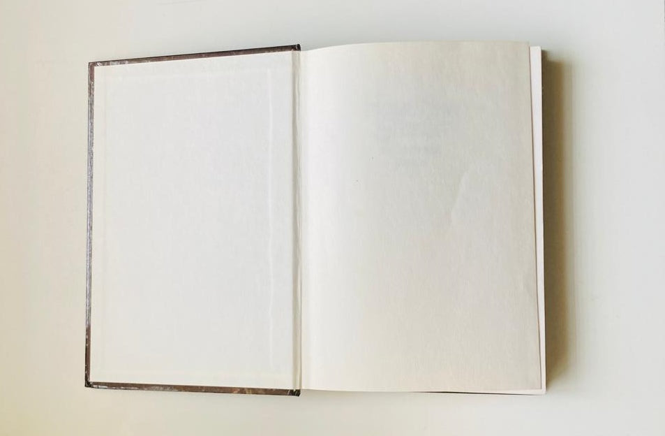 Haunting stories of ghosts and ghouls - Geoffrey Palmer and Noel Lloyd