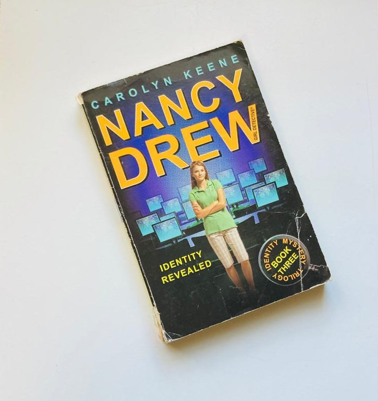 Identity revealed - Carolyn Keene (Nancy Drew: Girl Detective #35)
