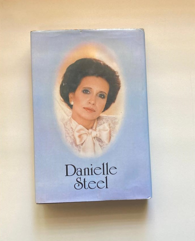 Secrets - Danielle Steel
