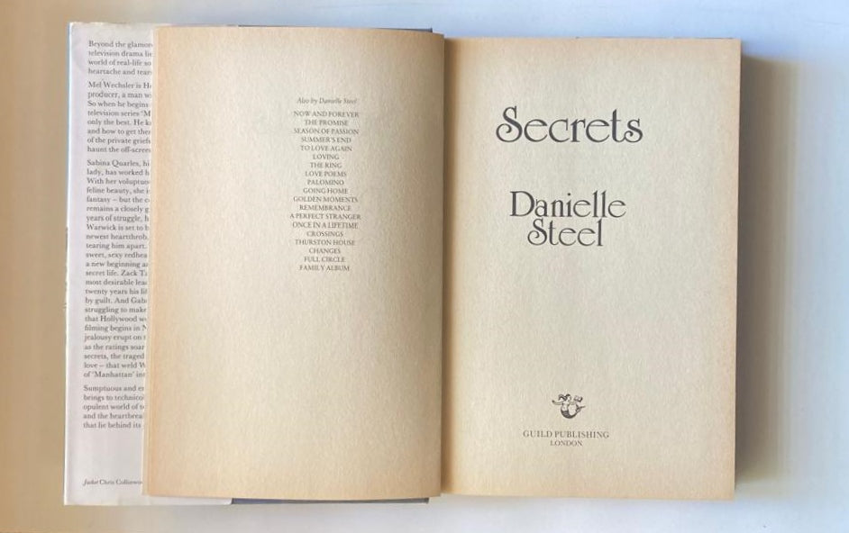Secrets - Danielle Steel