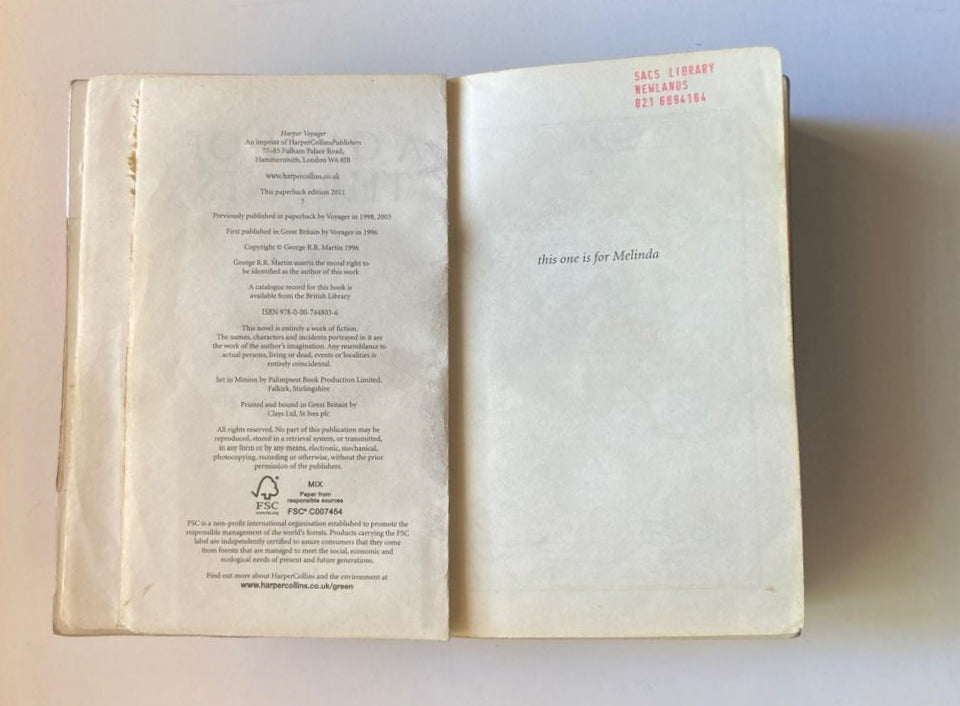 A game of thrones: A song of fire and ice - George R.R. Martin (A song of ice and fire #1)