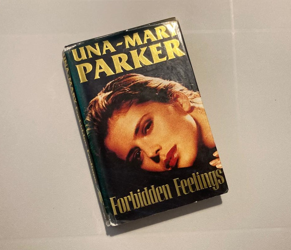 Forbidden feelings - Una-Mary Parker