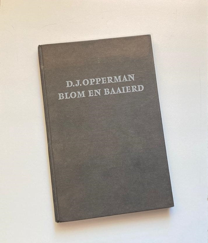 Blom en baaierd - D.J. Opperman