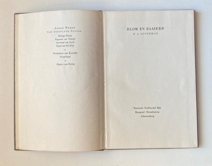Blom en baaierd - D.J. Opperman