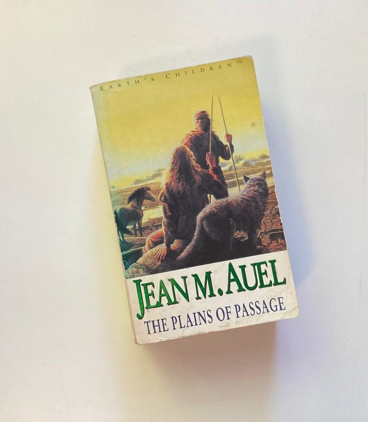 The plains of passage - Jean M. Auel (Earth's Children #4)