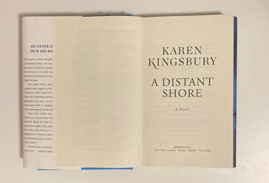 A distant shore - Karen Kingsbury