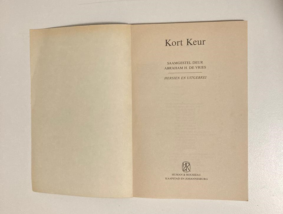 Kort keur: ’n Keuse uit die Afrikaanse kortkuns byeengebring deur Abraham H. de Vries