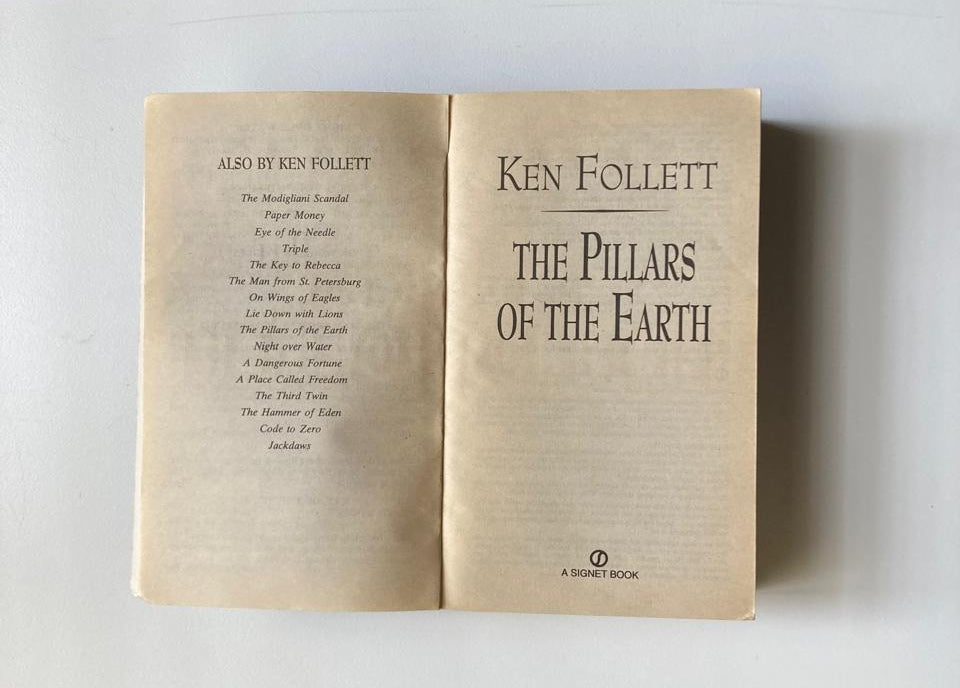 The pillars of the earth - Ken Follett (Kingsbridge #1)