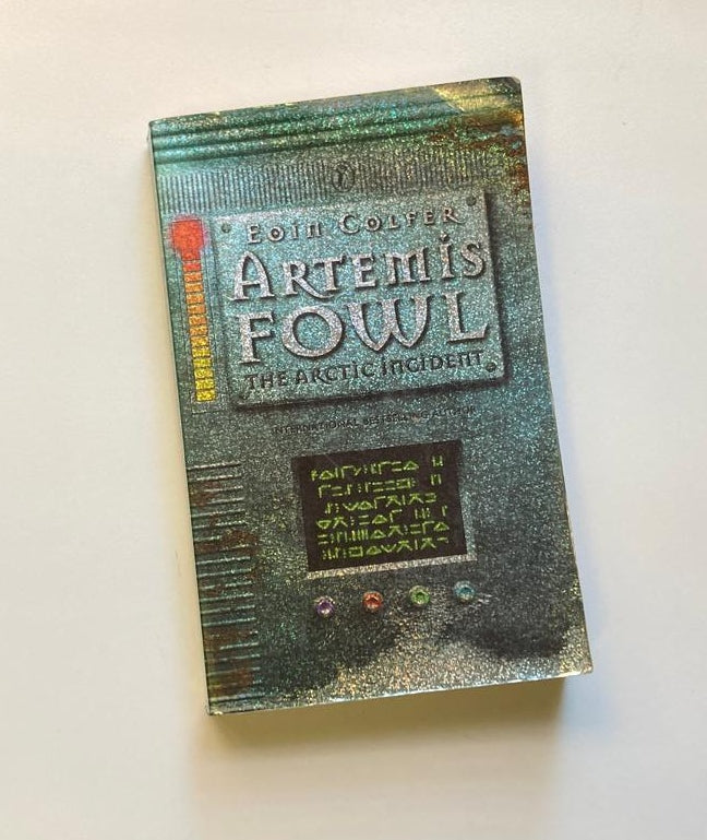The Arctic incident - Eoin Colfer (Artemis Fowl #2)