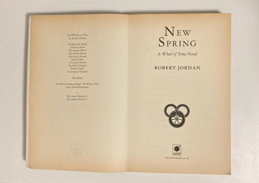 New spring - Robert Jordan (The Wheel of Time #0; First UK edition)