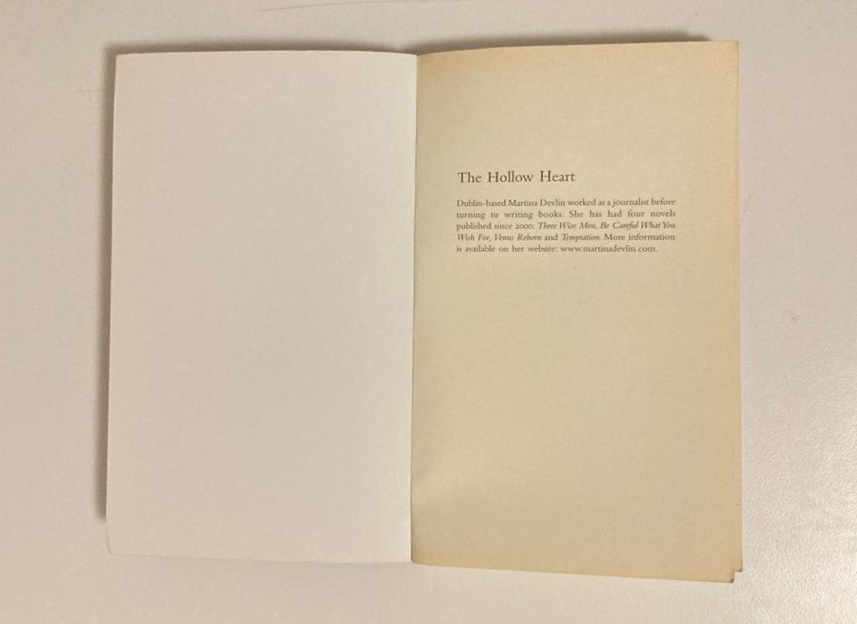 The hollow heart - Martina Devlin