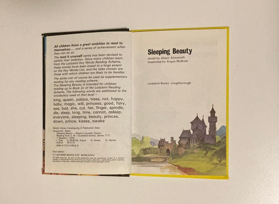Sleeping Beauty (Ladybird Read it Yourself)
