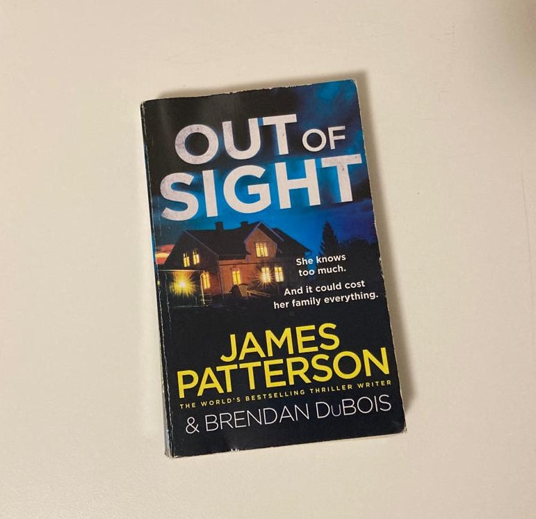 Out of sight - James Patterson and Brendan DuBois (Amy Cornwall #1)