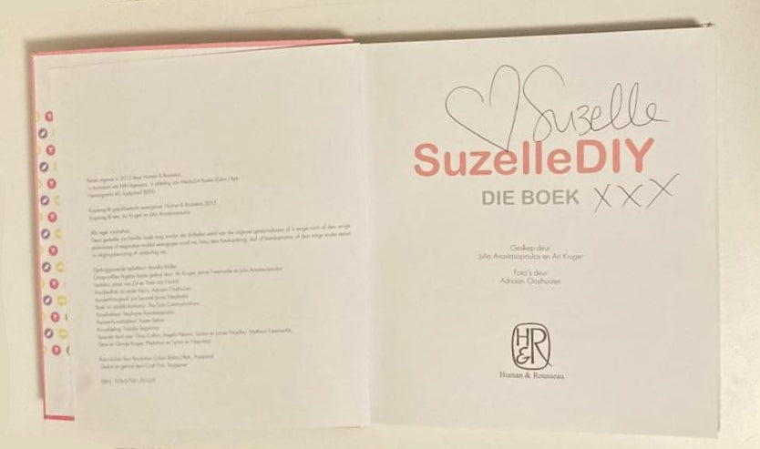 Suzelle DIY: Die boek (Signed; First edition)