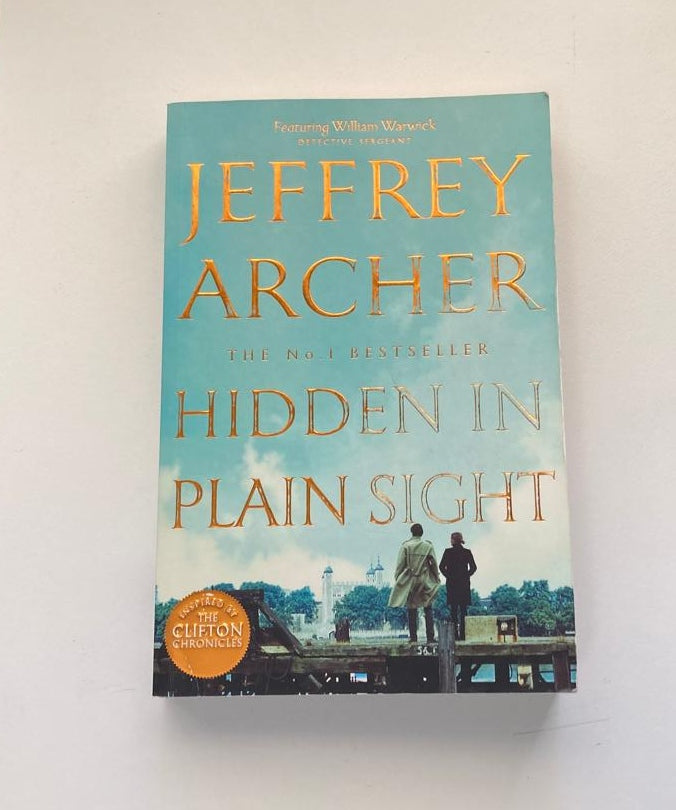 Hidden in plain sight - Jeffrey Archer (William Warwick #2)