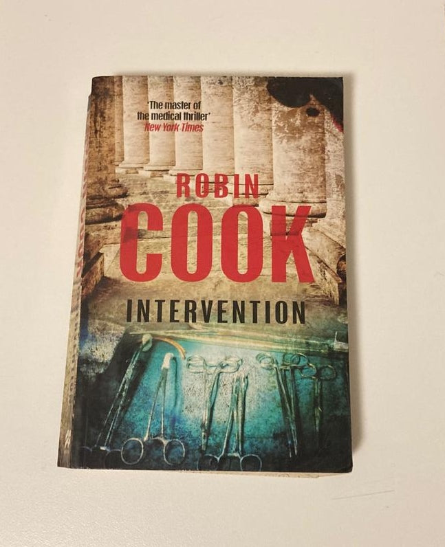 Intervention - Robin Cook (Jack Stapleton and Laurie Montgomery #9)
