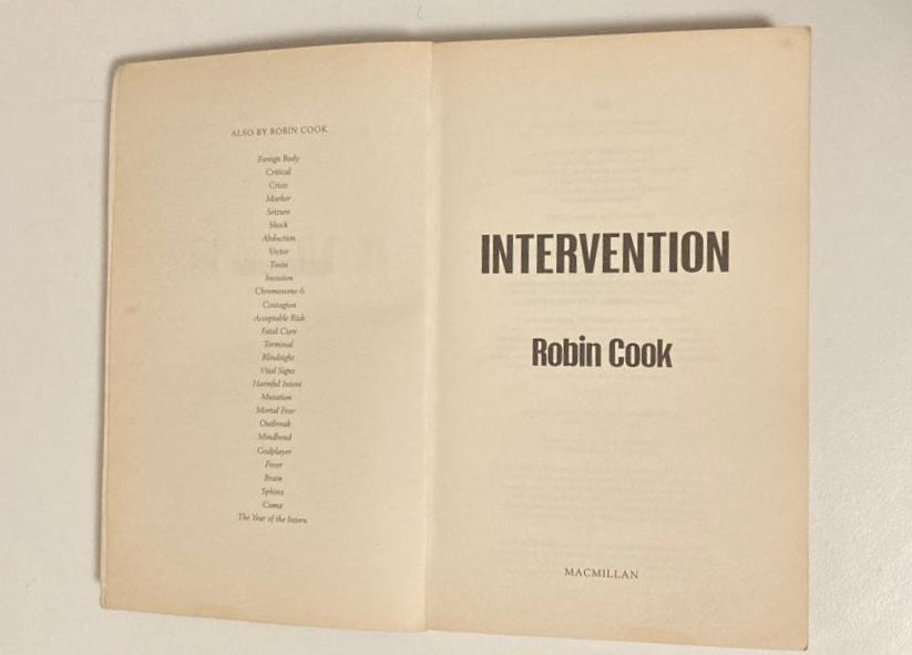 Intervention - Robin Cook (Jack Stapleton and Laurie Montgomery #9)