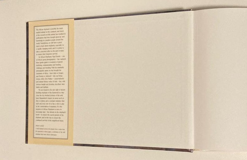African elephants: A photographic celebration - Nigel Dennis (Photographer) and Clive Walker (Text)