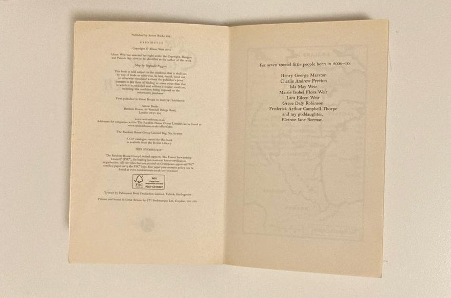 The captive queen: A novel of Eleanor Aquitaine - Alison Weir