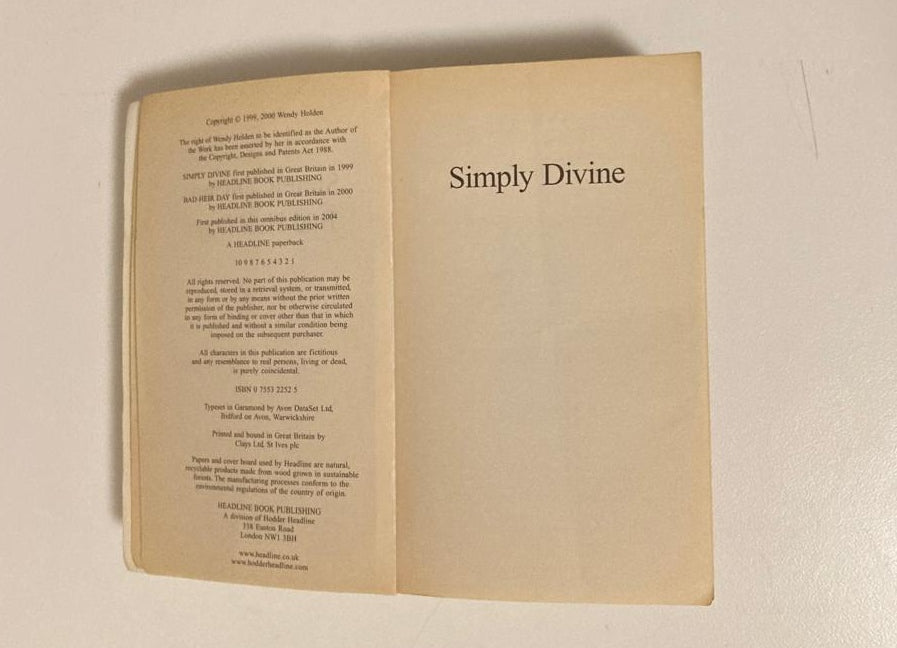 Simply divine / Bad heir day - Wendy Holden