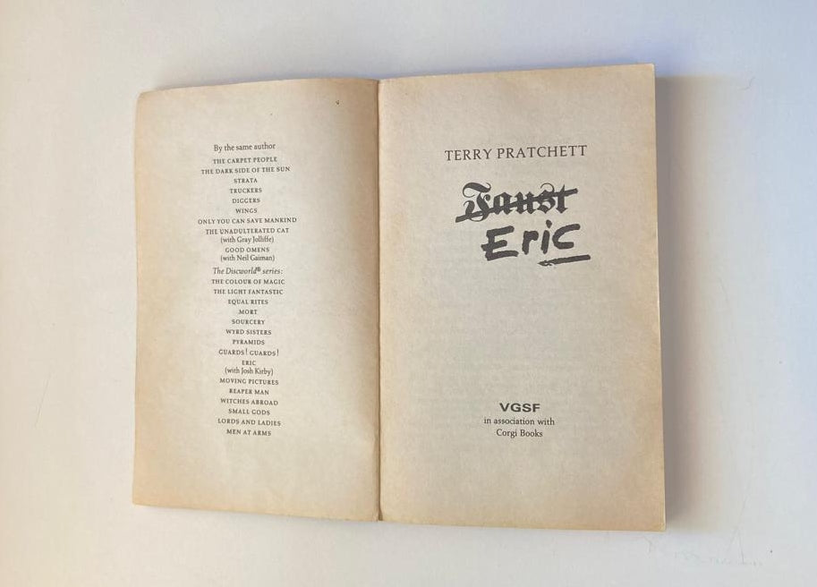 Eric - Terry Pratchett (Discworld #9)