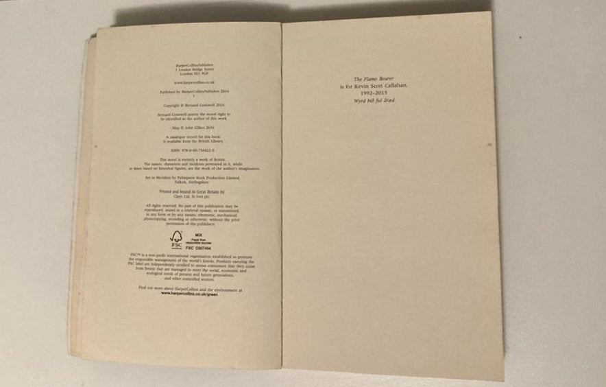 The flame bearer - Bernard Cornwell (The Last Kingdom #10; First UK edition)