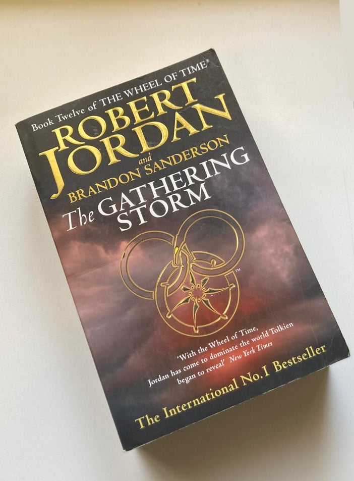 The gathering storm - Robert Jordan (The Wheel of Time #12; Signed)