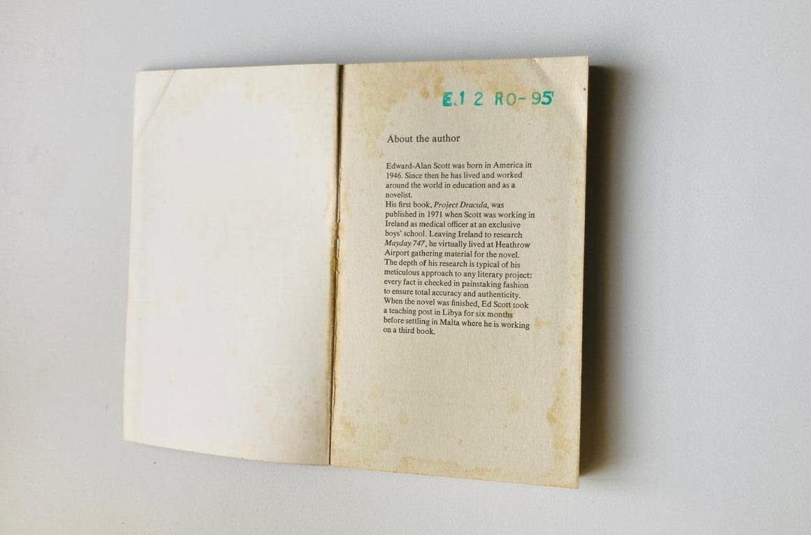 Mayday 747 - Alan Scott