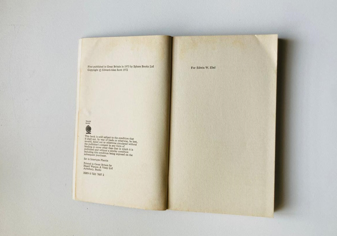 Mayday 747 - Alan Scott