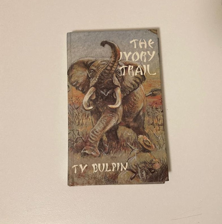 The ivory trail - T.V. Bulpin