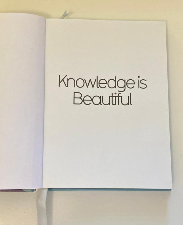 Knowledge is beautiful - David McCandless (FIrst edition)