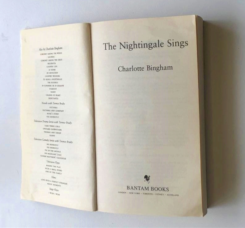 The nightingale sings - Charlotte Bingham