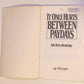 It only hurts between paydays: A handbook for personal money management - Amy Ross Mumford