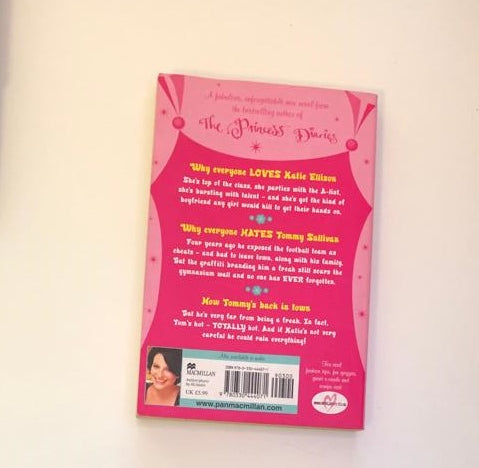 Tommy Sullivan is a freak - Meg Cabot