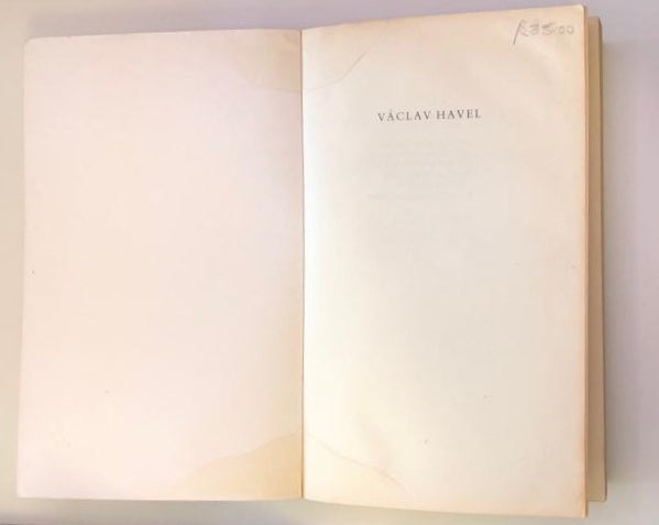 Václav Havel: A political tragedy in six acts - John Keane