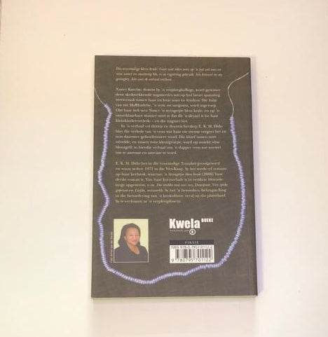 ’n Stringetjie blou krale - E.K.M. Dido