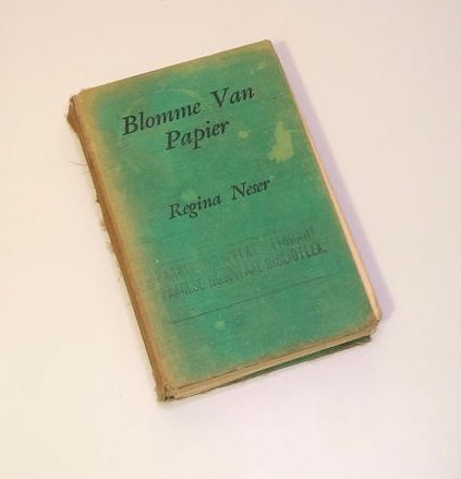 Blomme van papier - Regina Neser