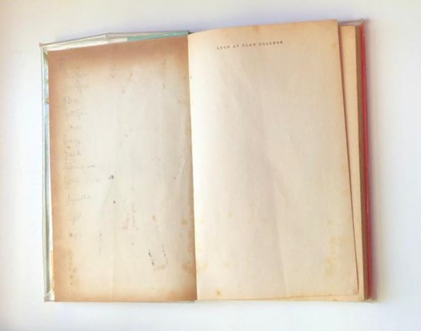 Leon at Clan College - Topsy Smith (First edition)