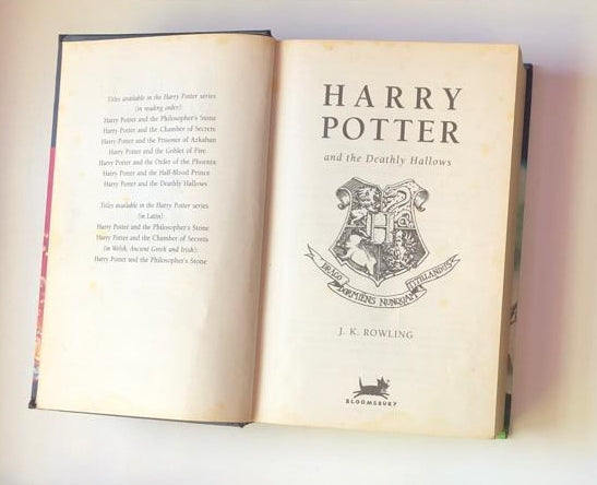 Harry Potter and the deathly hallows - J.K. Rowling (First edition)