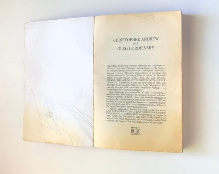 Instructions from the centre: Top secret files on KGB foreign operations 1975 - 1985 - Christopher Andrew & Oleg Gordievsky